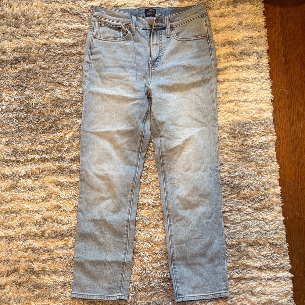 J. Crew Essential Straight Lightwash Classic Blue Denim Jeans, size 26